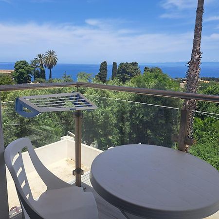 B&B Decarlo Property تروبيا المظهر الخارجي الصورة