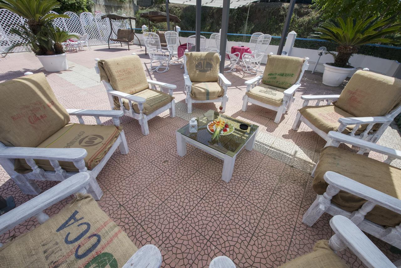 B&B Decarlo Property تروبيا المظهر الخارجي الصورة